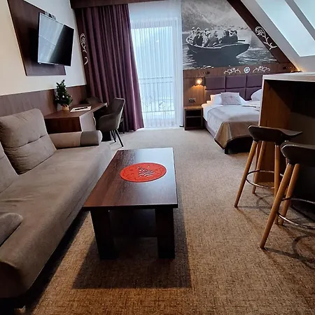 Apartman U Kosle 2 *